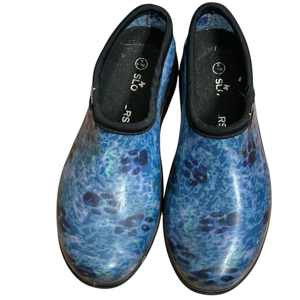 Blue Patterned Slip-On Garden Clogs